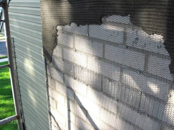 Expanded metal lath for brick wall plastering